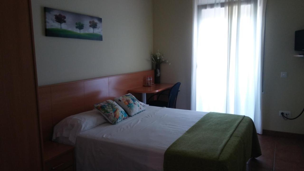 Hostal Sant Roc Botarell Екстериор снимка